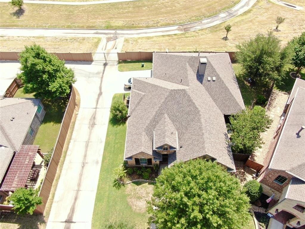 Finch Dr, North Richland Hills, TX 76182