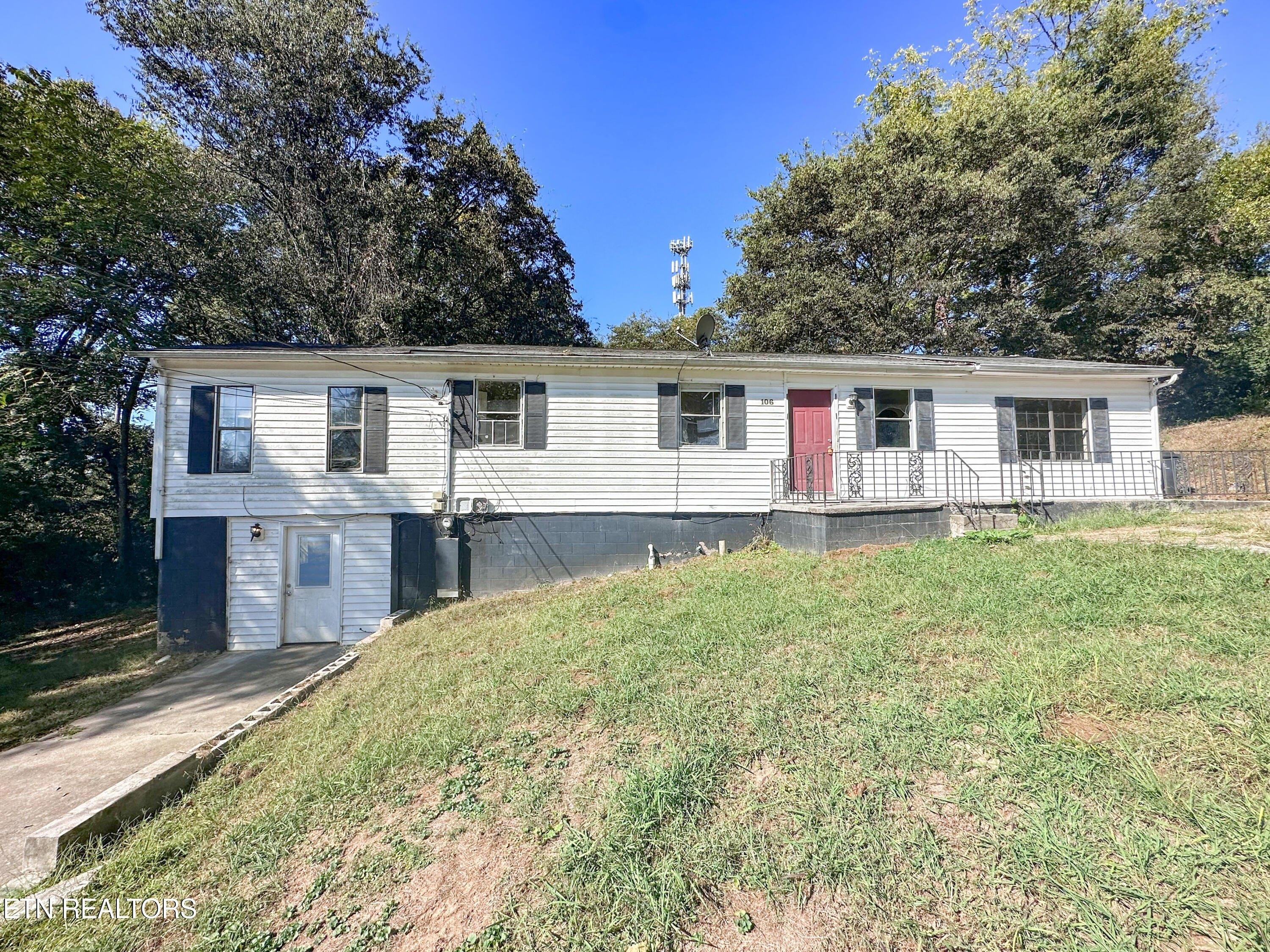 Nichols St, Knoxville, TN 37919