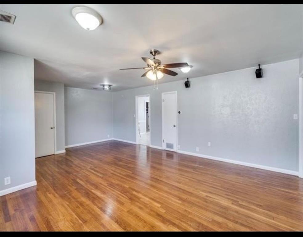 E Williams St, Saint Jo, TX 76265
