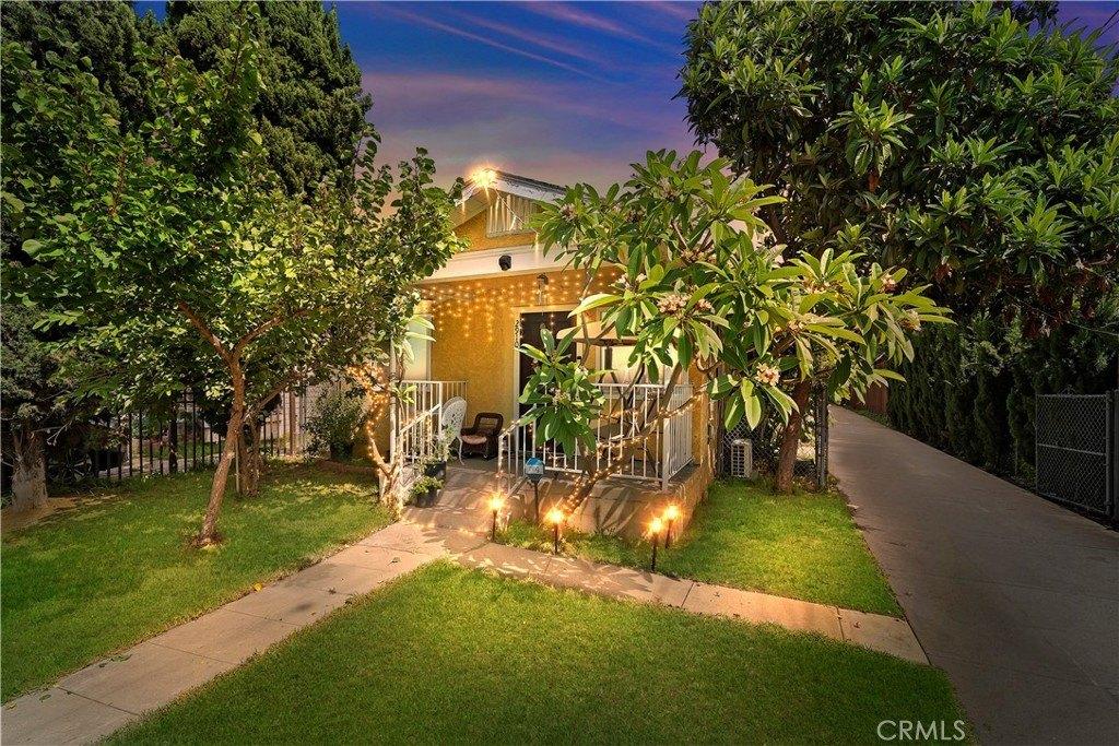 2nd Ave, Los Angeles, CA 90018
