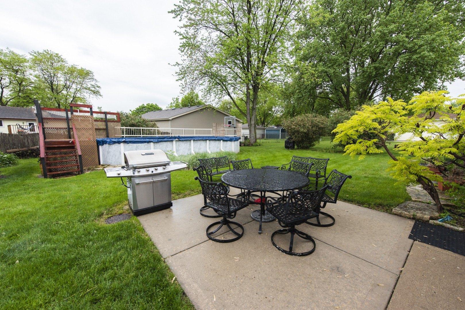 Buck Ave, Joliet, IL 60431