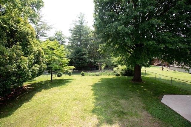 Fifth Ave, Farmville, VA 23901