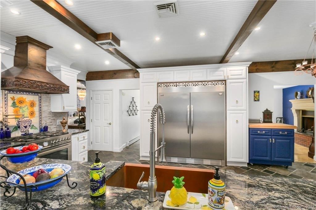 Allen Hill Rd, Brooklyn, CT 06234