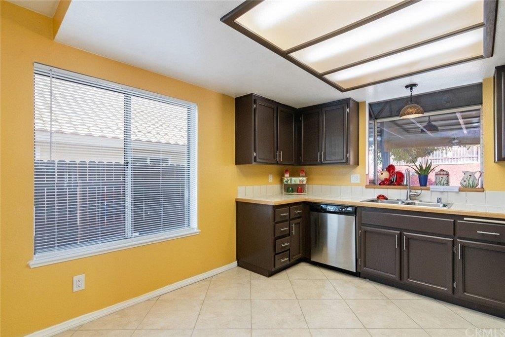 Kilkare Cir, Murrieta, CA 92562