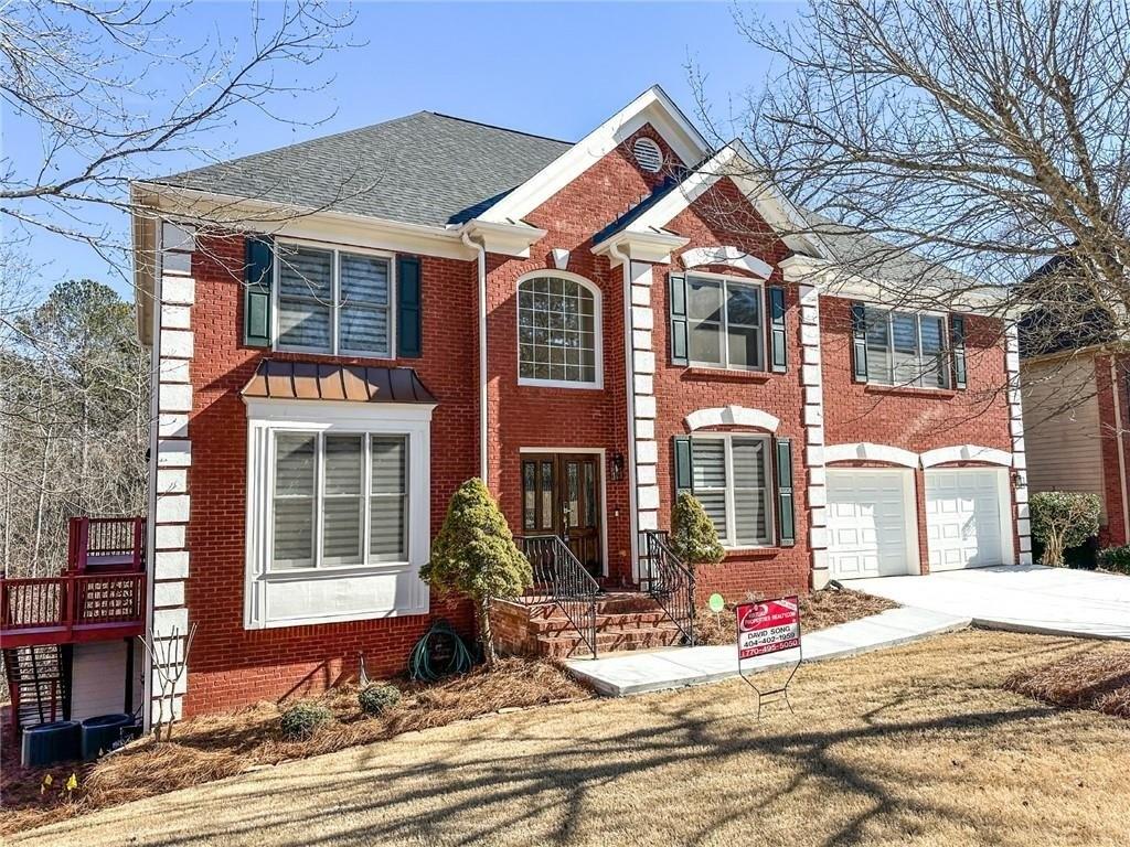 Creek Wind Ct, Johns Creek, GA 30097