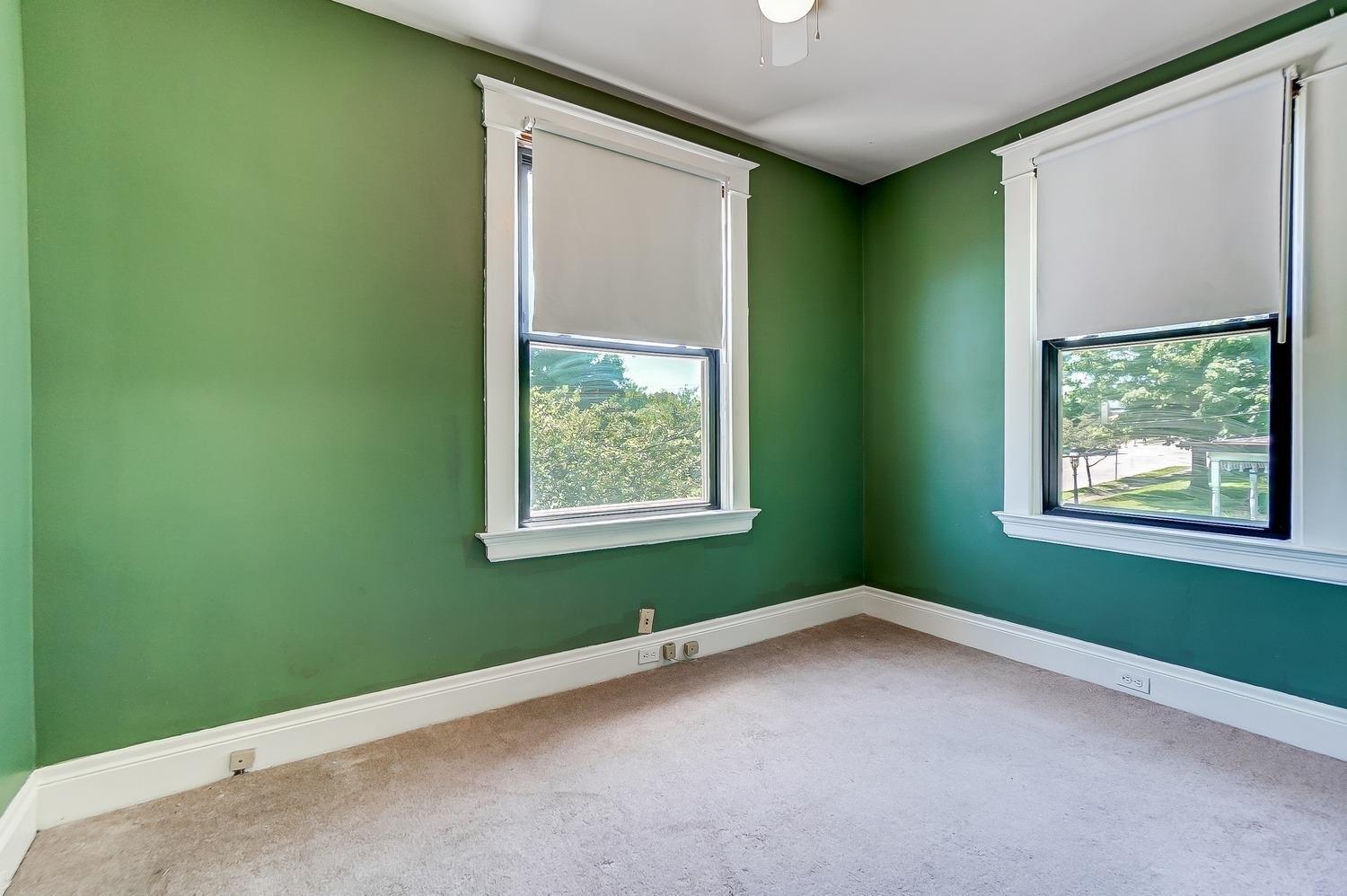 Montana Ave, Cincinnati, OH 45211