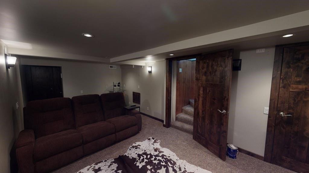 N 1st St, Mccall, ID 83638