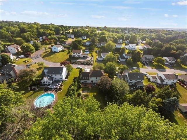 Arrowwood Dr, Easton, PA 18040