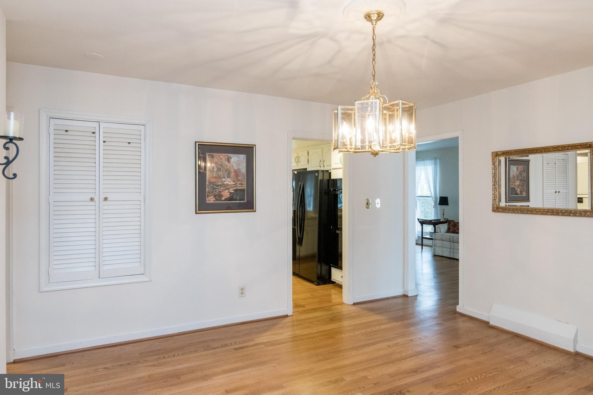 Allview Ct, Catonsville, MD 21228