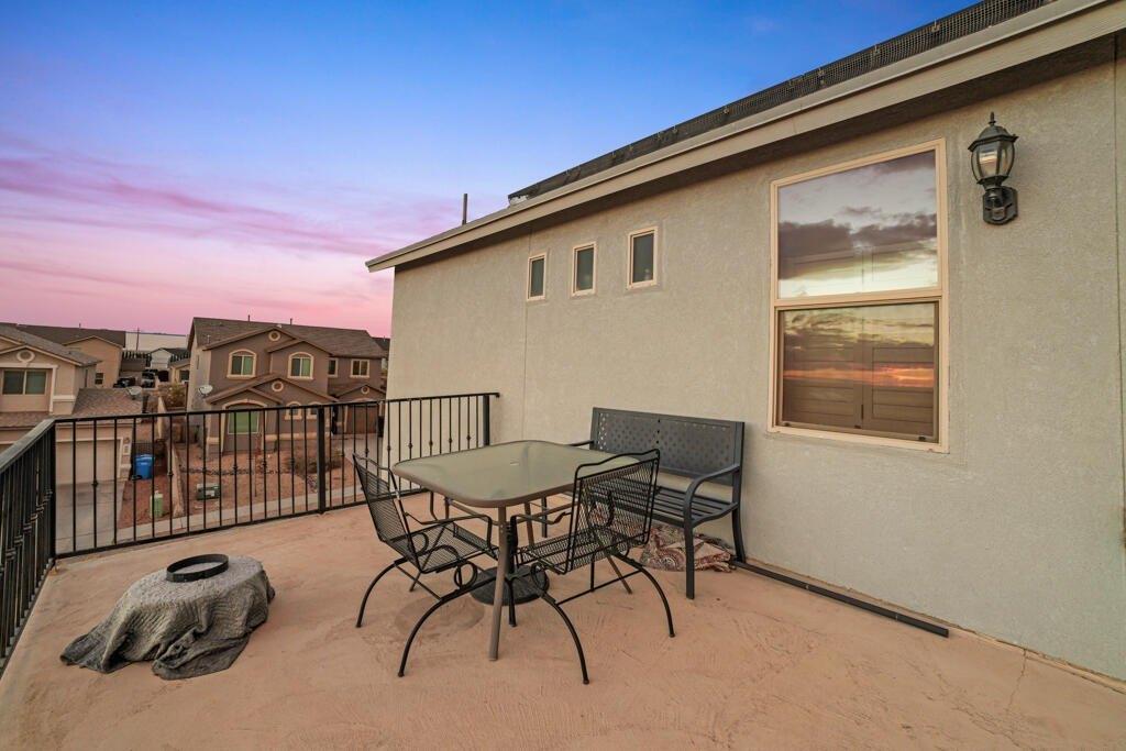 Summer Way, El Paso, TX 79928