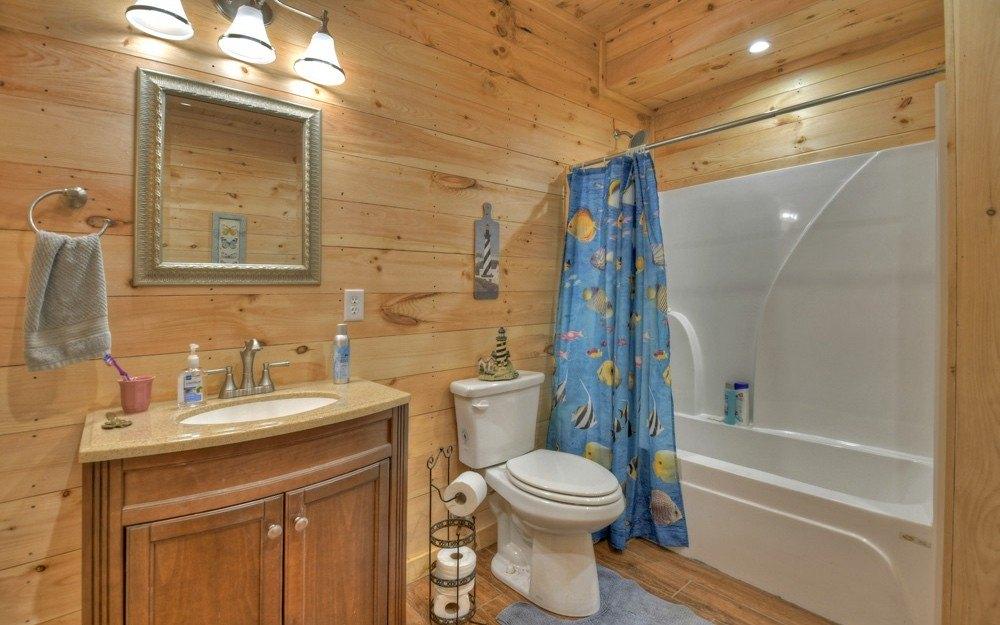 Old South Dr, Ellijay, GA 30540