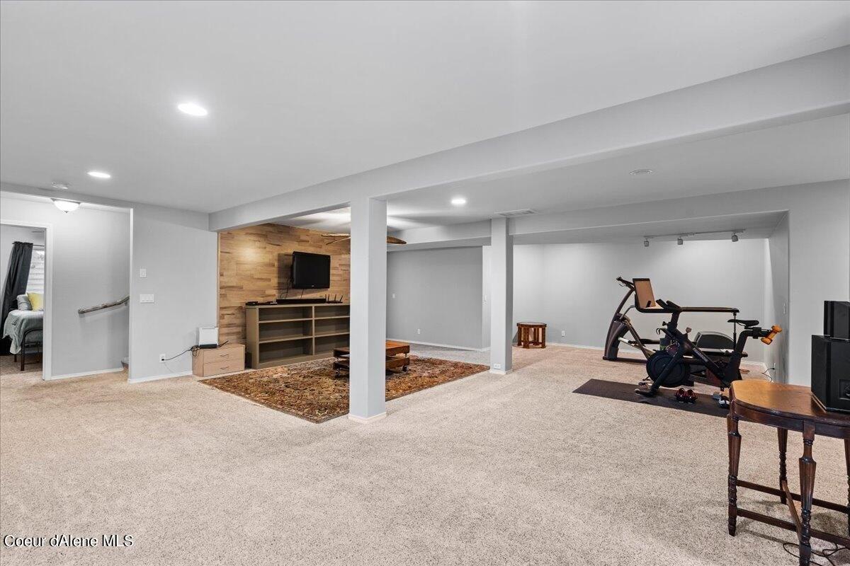 W Clearview Ct, Hayden, ID 83835