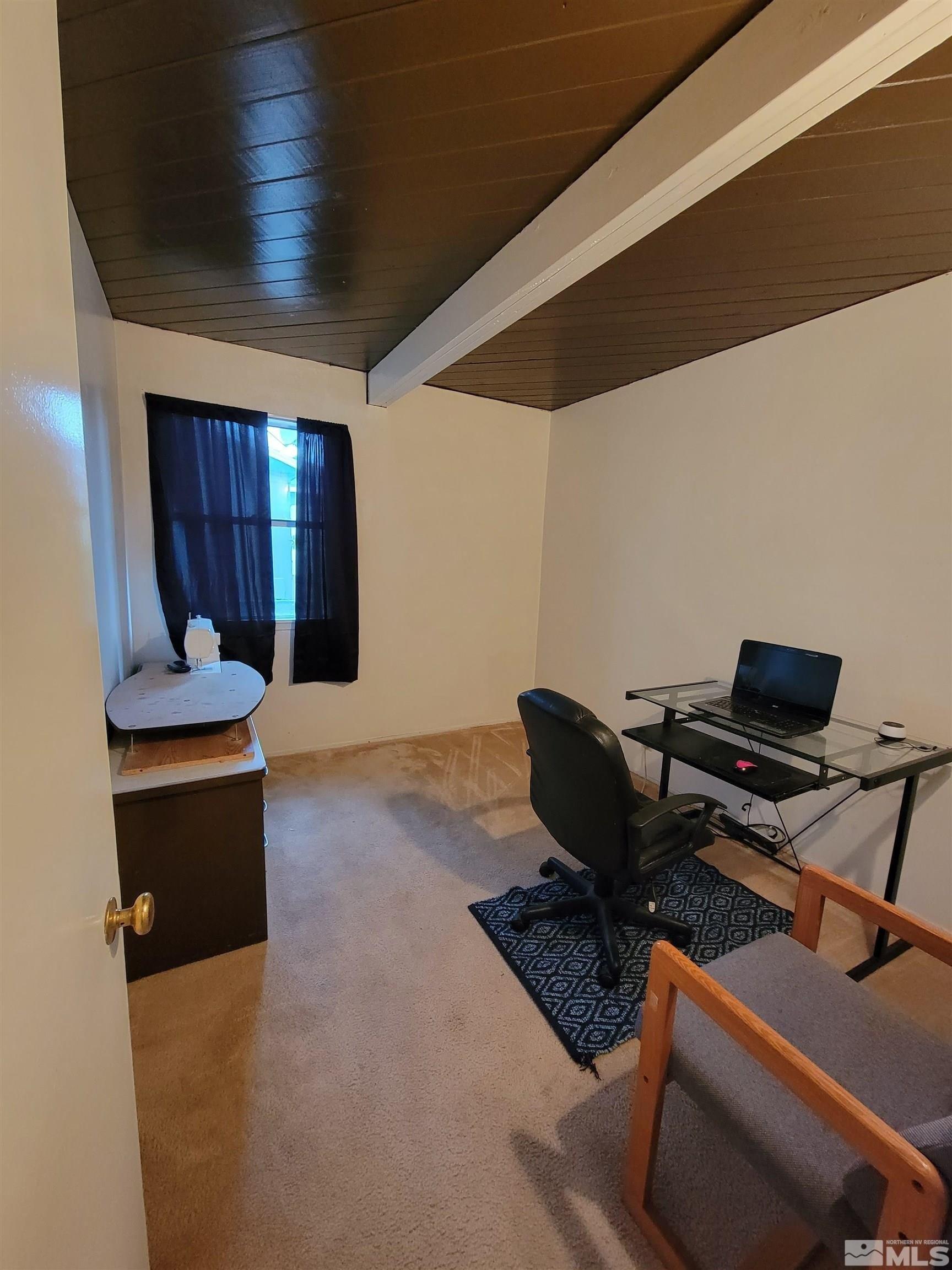 W 4th St, Hawthorne, NV 89415