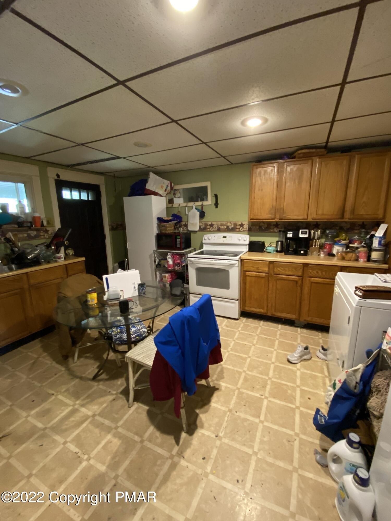 Hunter St, Tamaqua, PA 18252
