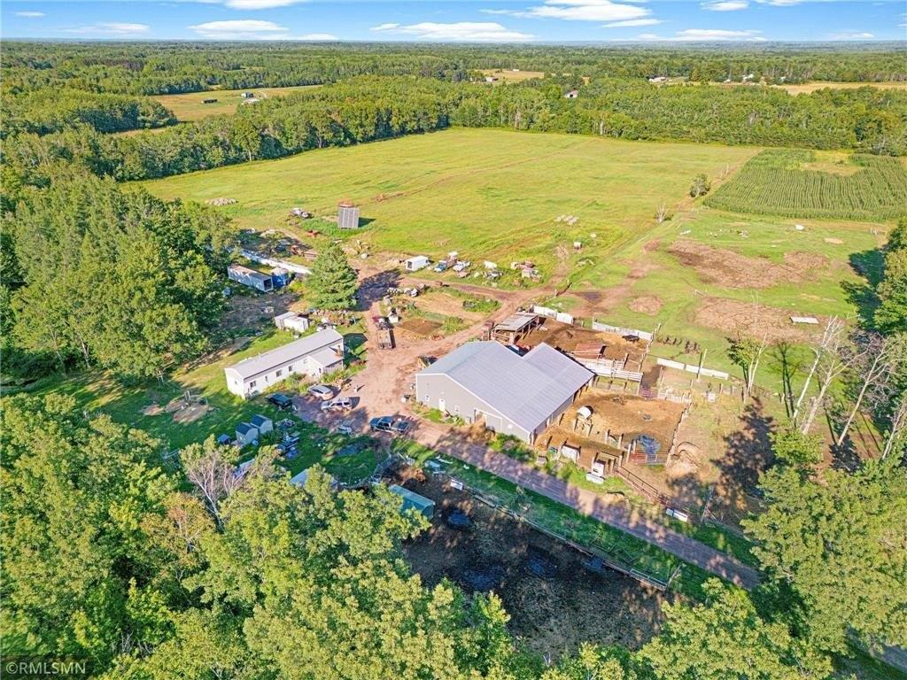 Mulling Rd, Askov, MN 55704