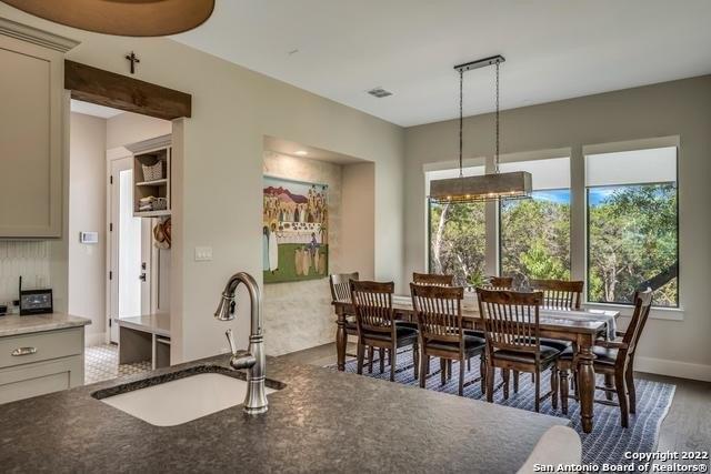Balcones Bnd, Boerne, TX 78006