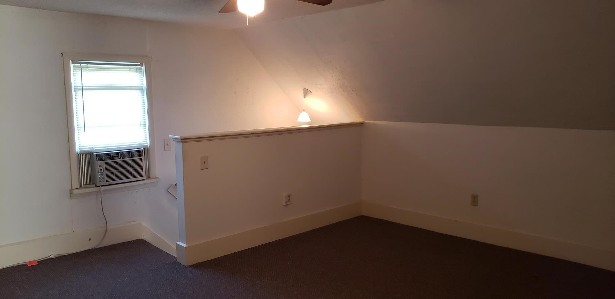 N College St, Mount Carroll, IL 61053