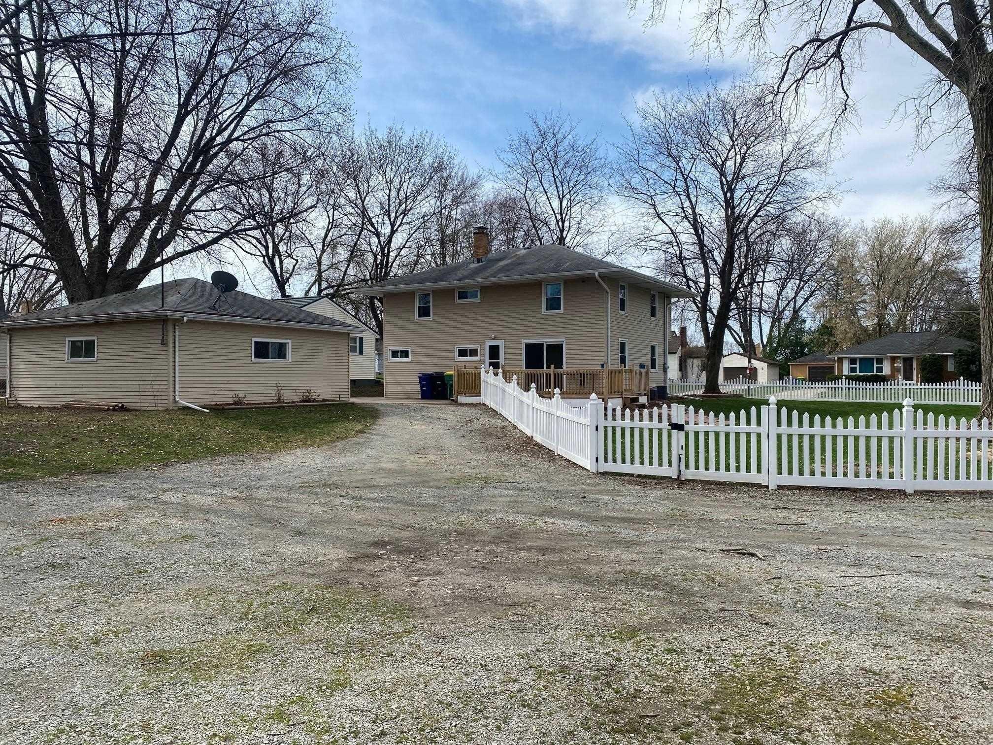 7th St, Green Bay, WI 54304