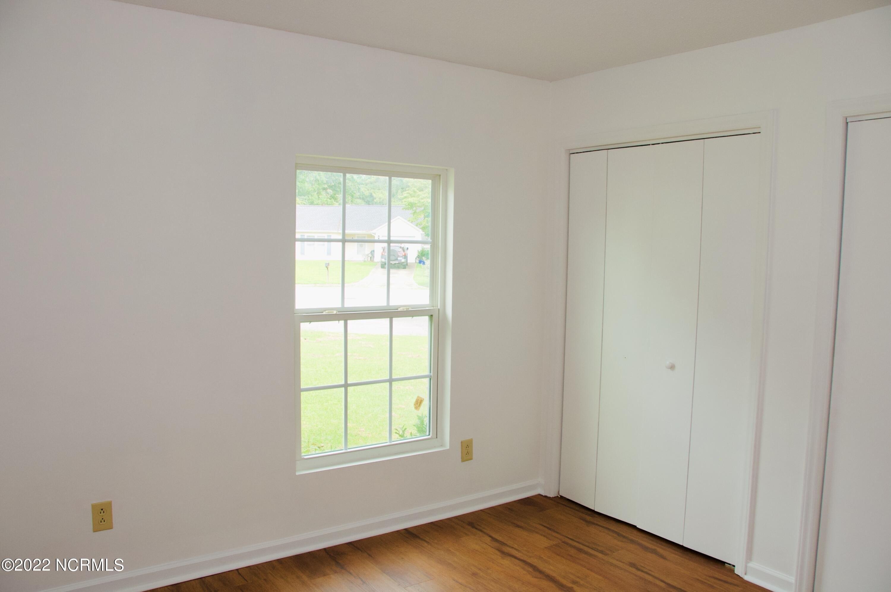 Wedgewood Dr, Jacksonville, NC 28546