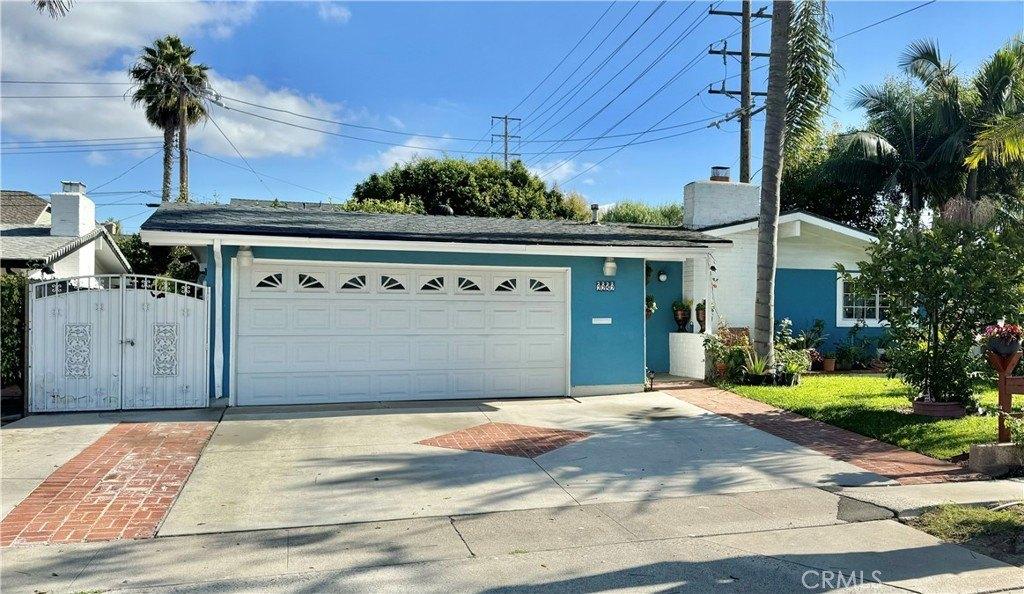 Avalon St, Costa Mesa, CA 92626