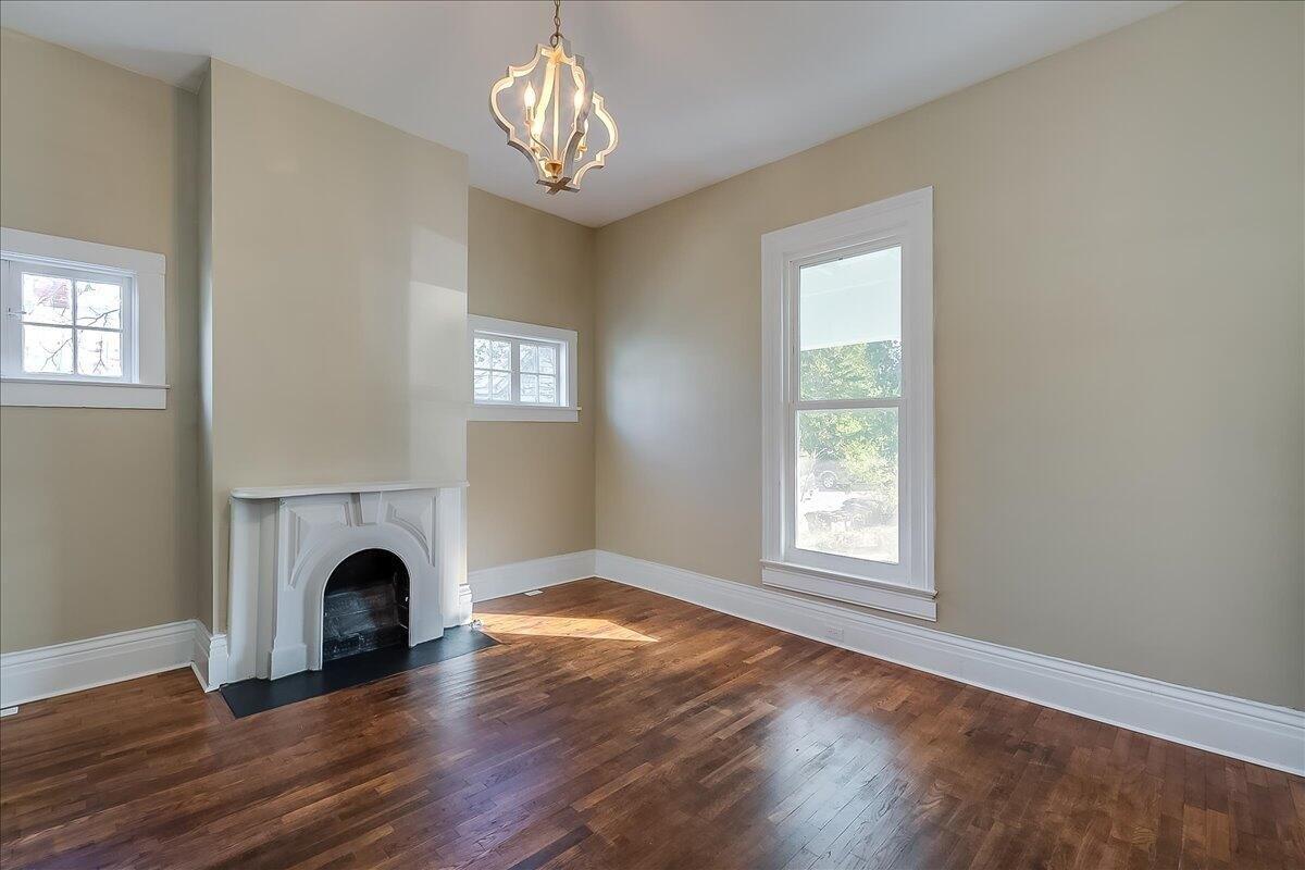 Logan St, Frankfort, KY 40601