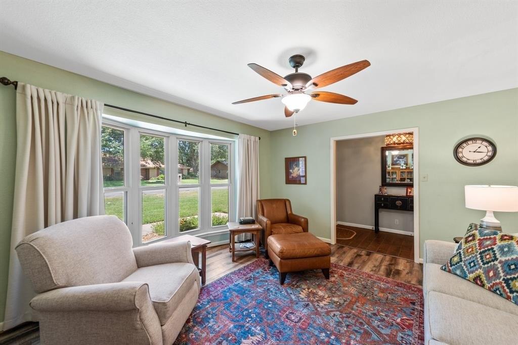 Bowie Cir, Corsicana, TX 75110