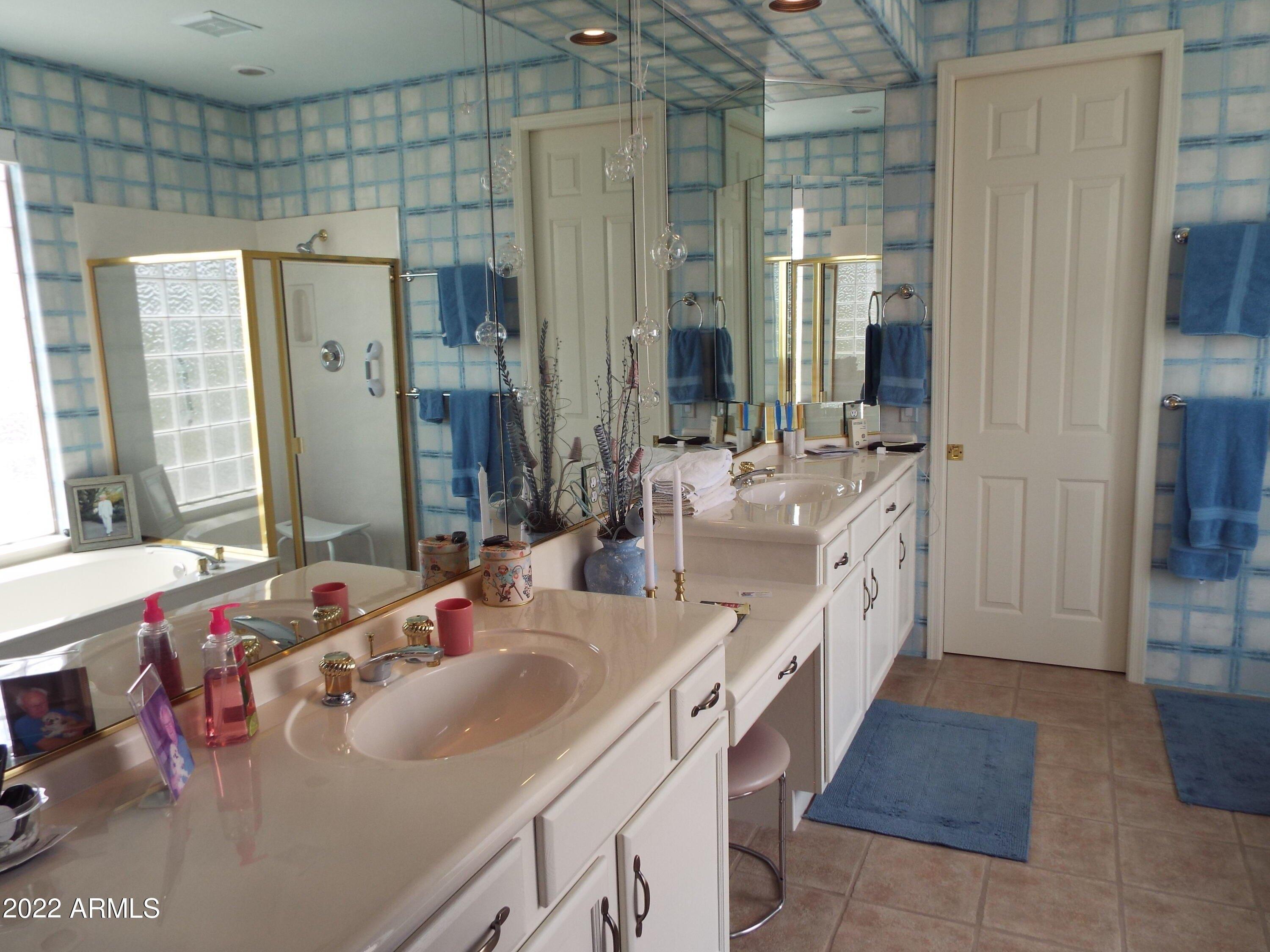 E Voltaire Ave, Phoenix, AZ 85022