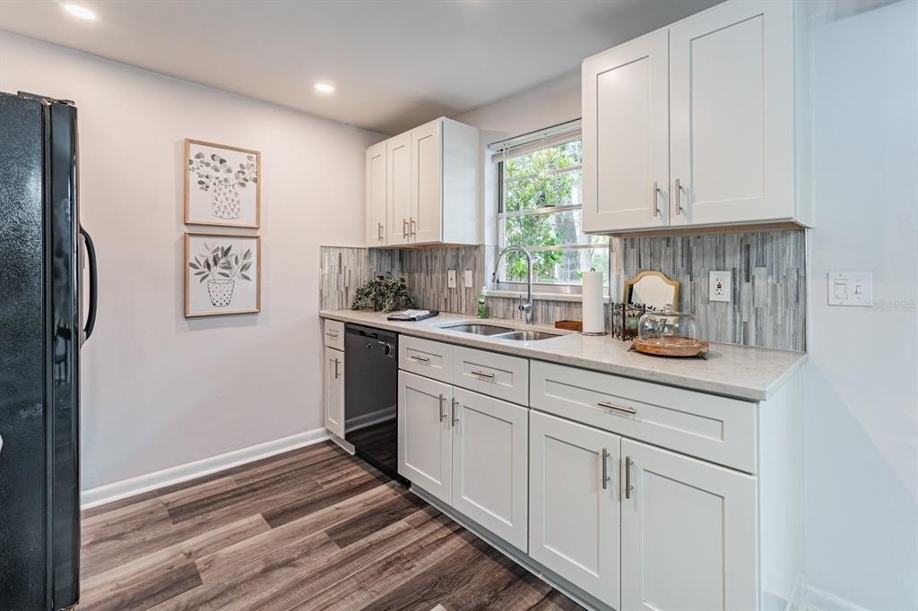 Tamarix Dr, Tampa, FL 33619