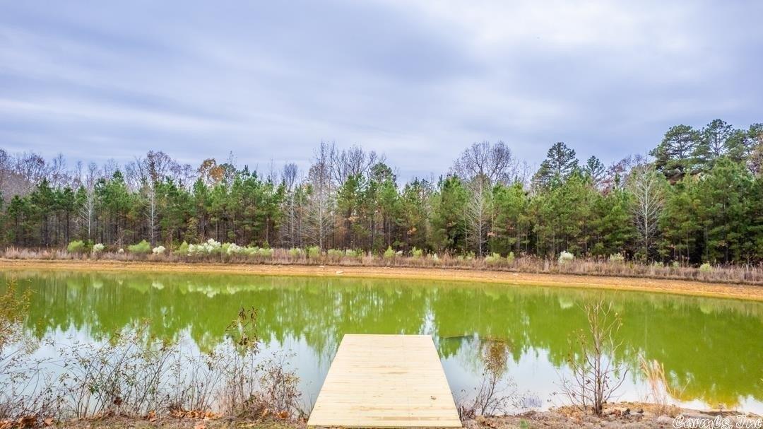 Parrott Ln, Searcy, AR 72143