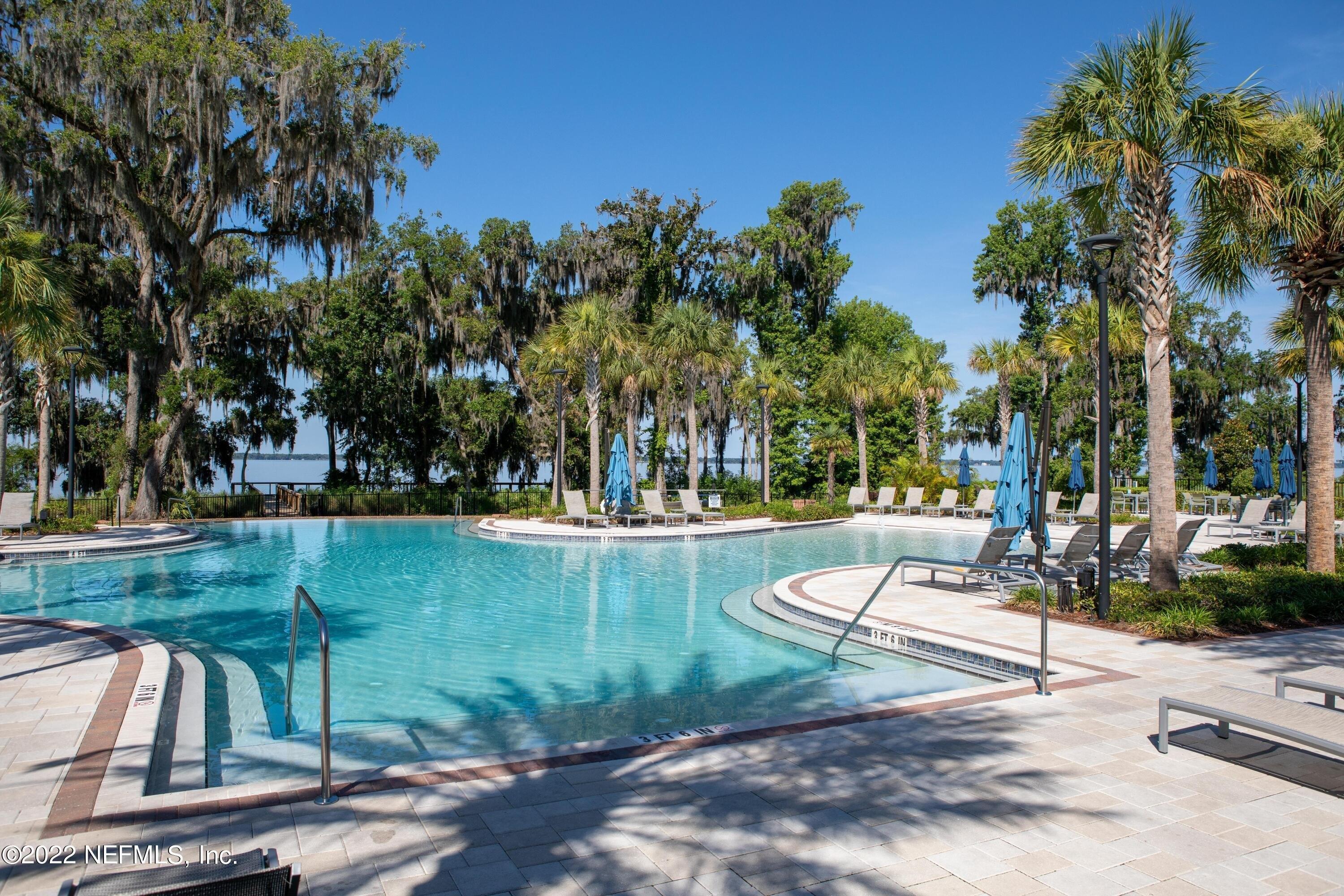 Riverwalk Blvd, Saint Johns, FL 32259