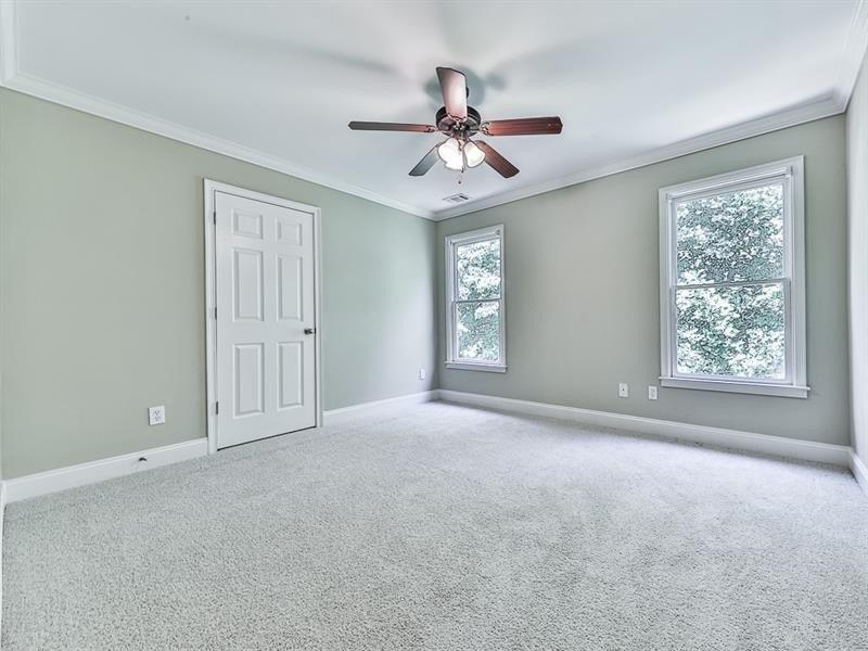 Antique Barn Ave, Cumming, GA 30041