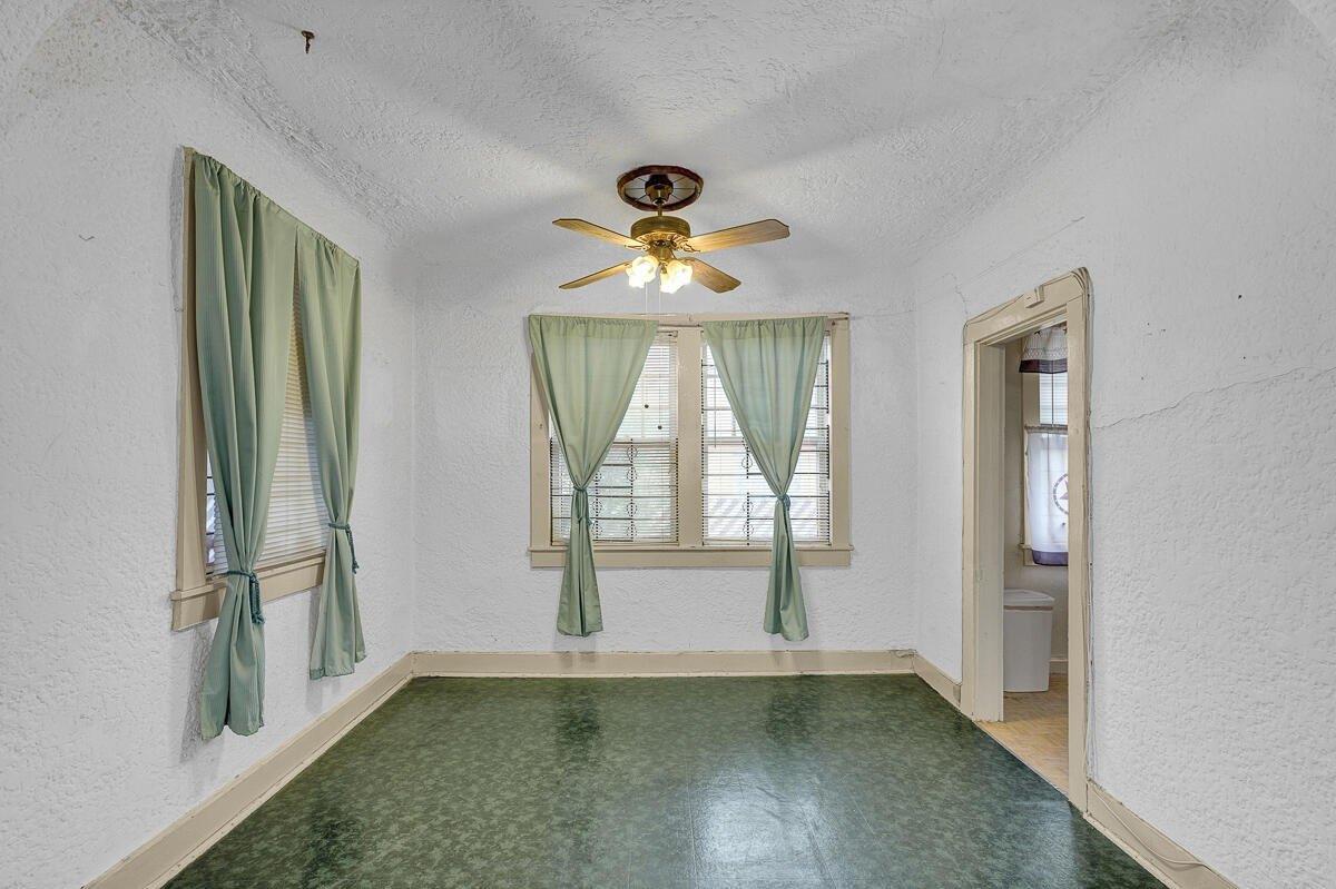 Hamilton Ave, El Paso, TX 79930