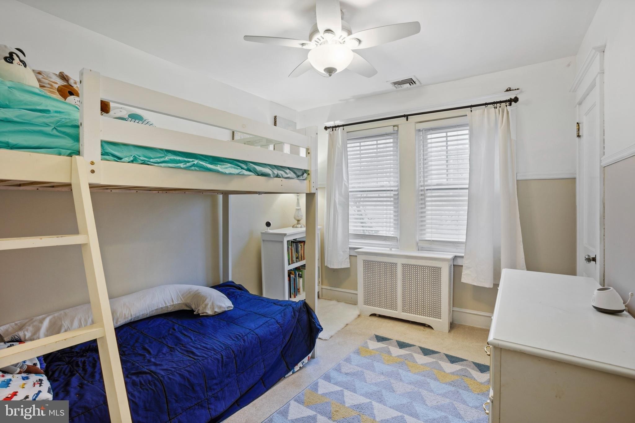 Country Club Ln, Havertown, PA 19083