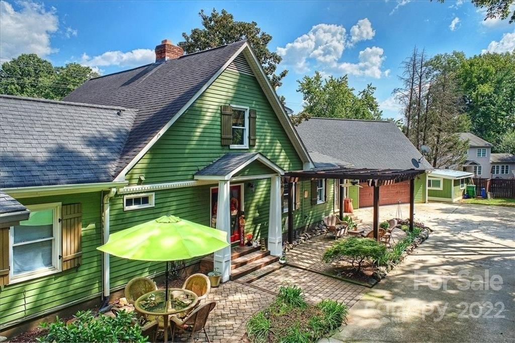 Brookfield Dr, Charlotte, NC 28210