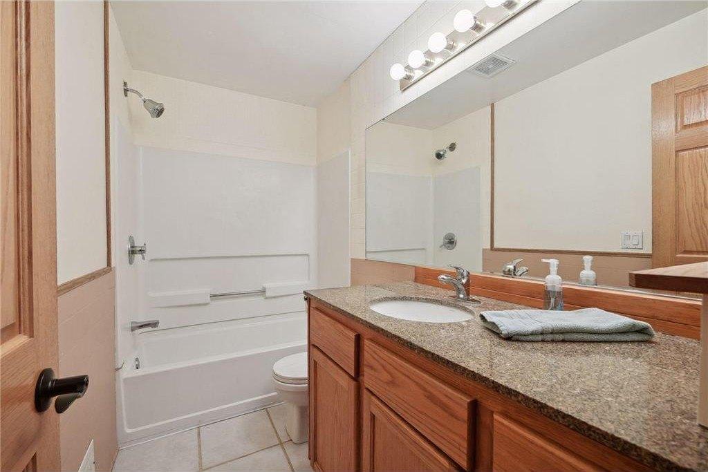 Market St S, Shakopee, MN 55379
