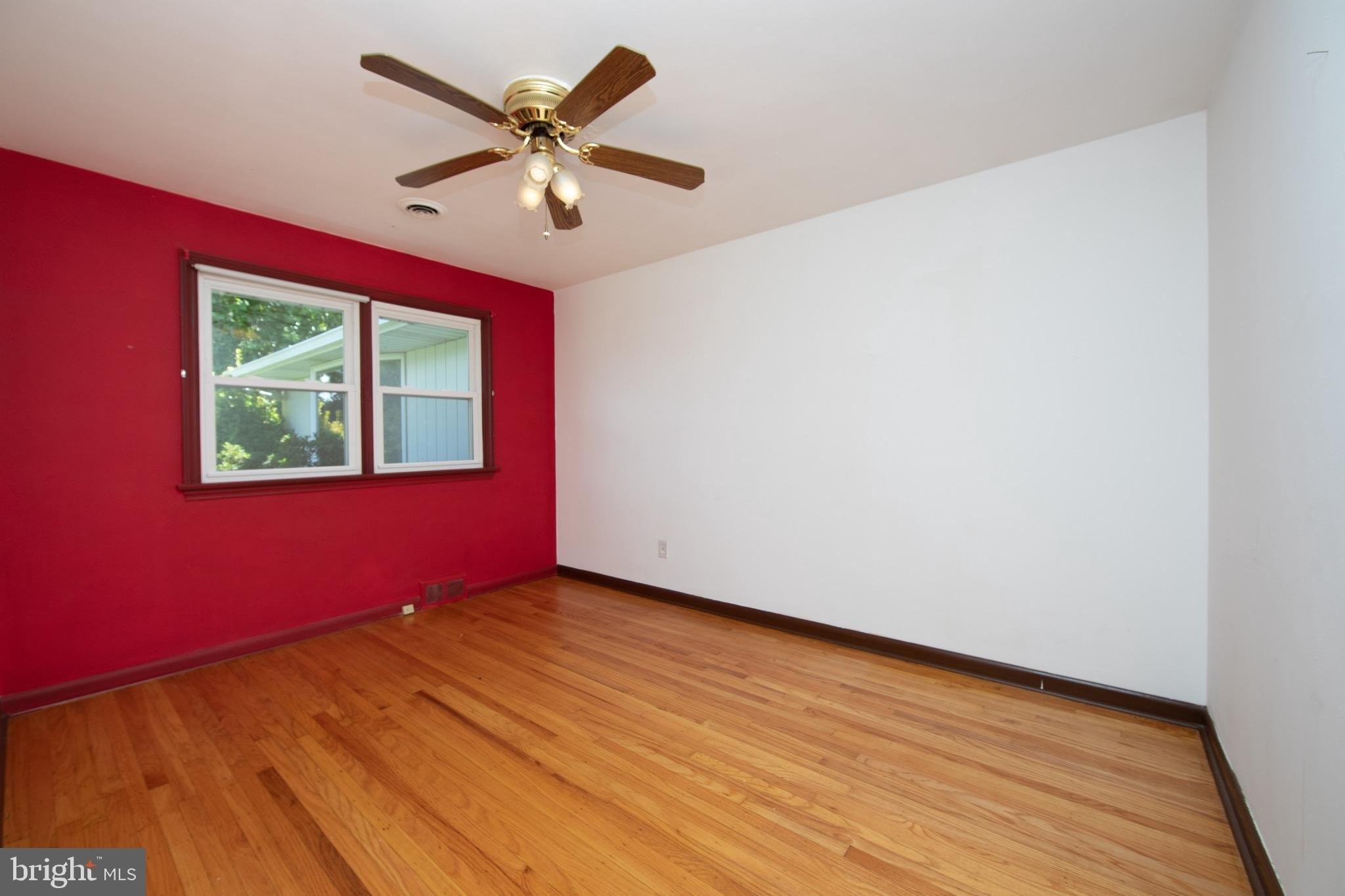 Lakevilla Dr, Voorhees, NJ 08043