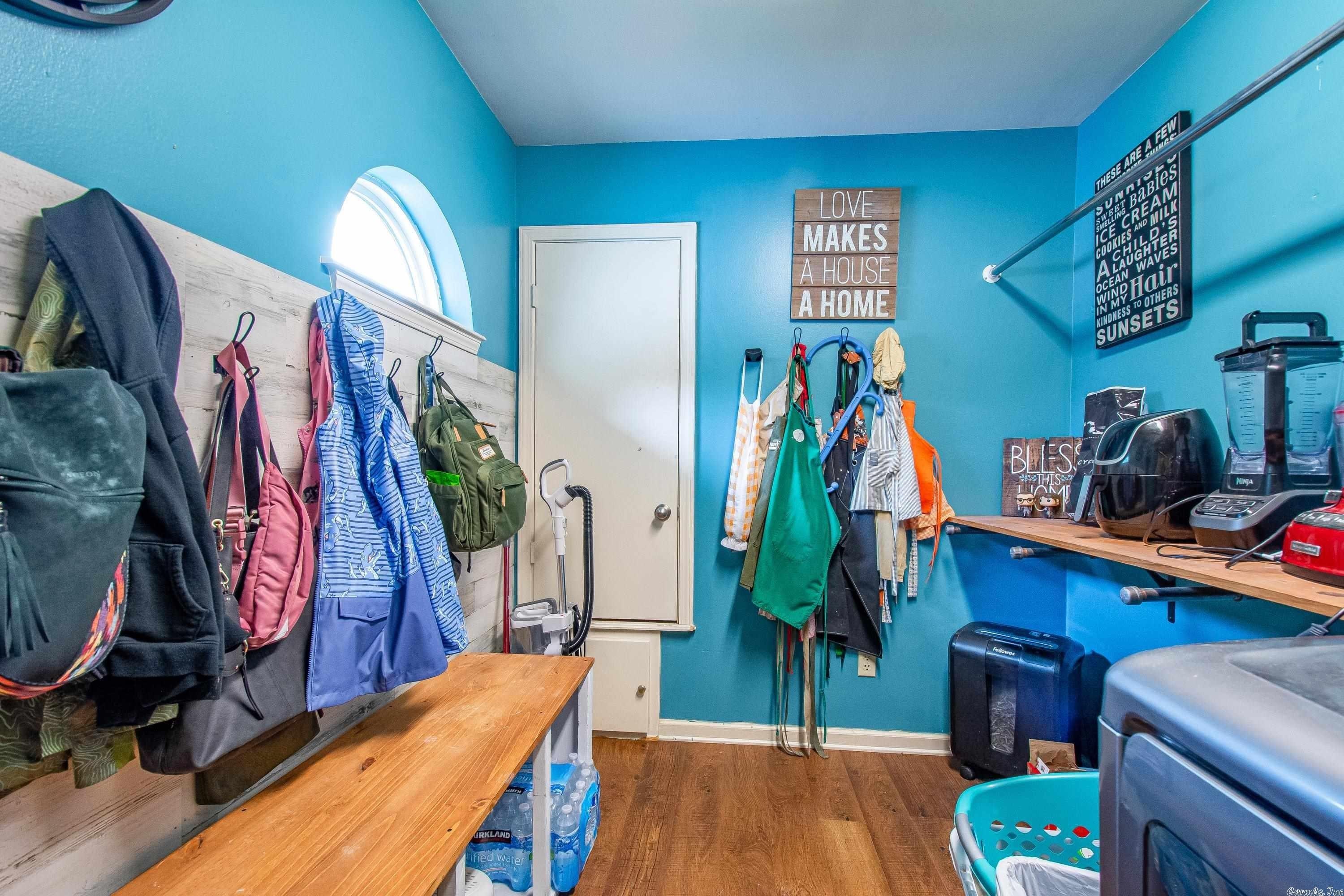 Crestwood Cv, Cabot, AR 72023