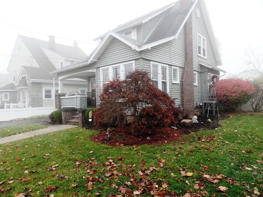 Chapman Pl, Elmira, NY 14901