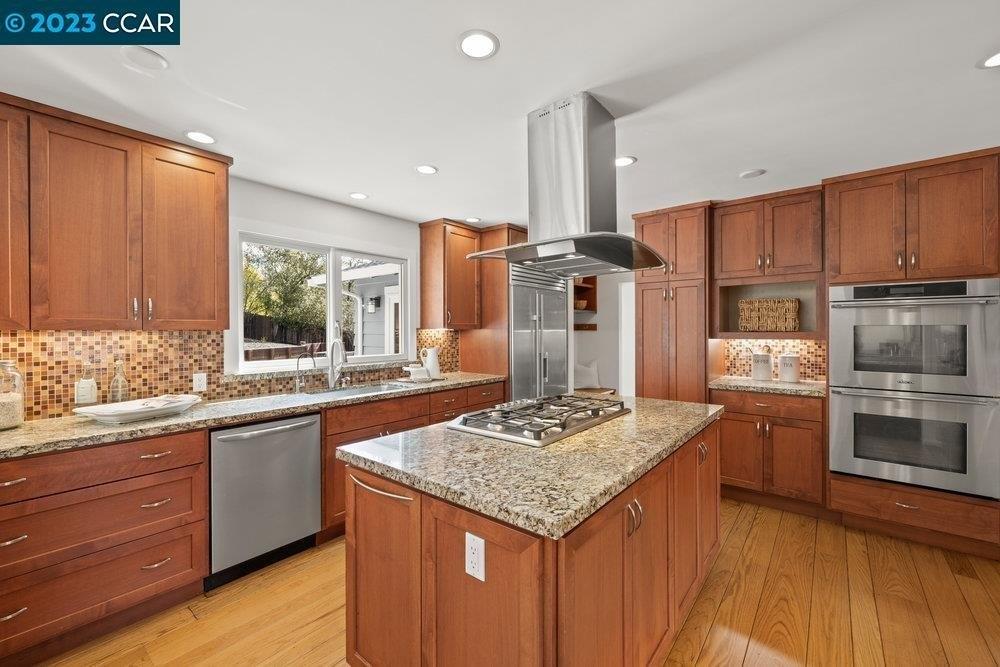 Aspinwall Ct, Orinda, CA 94563