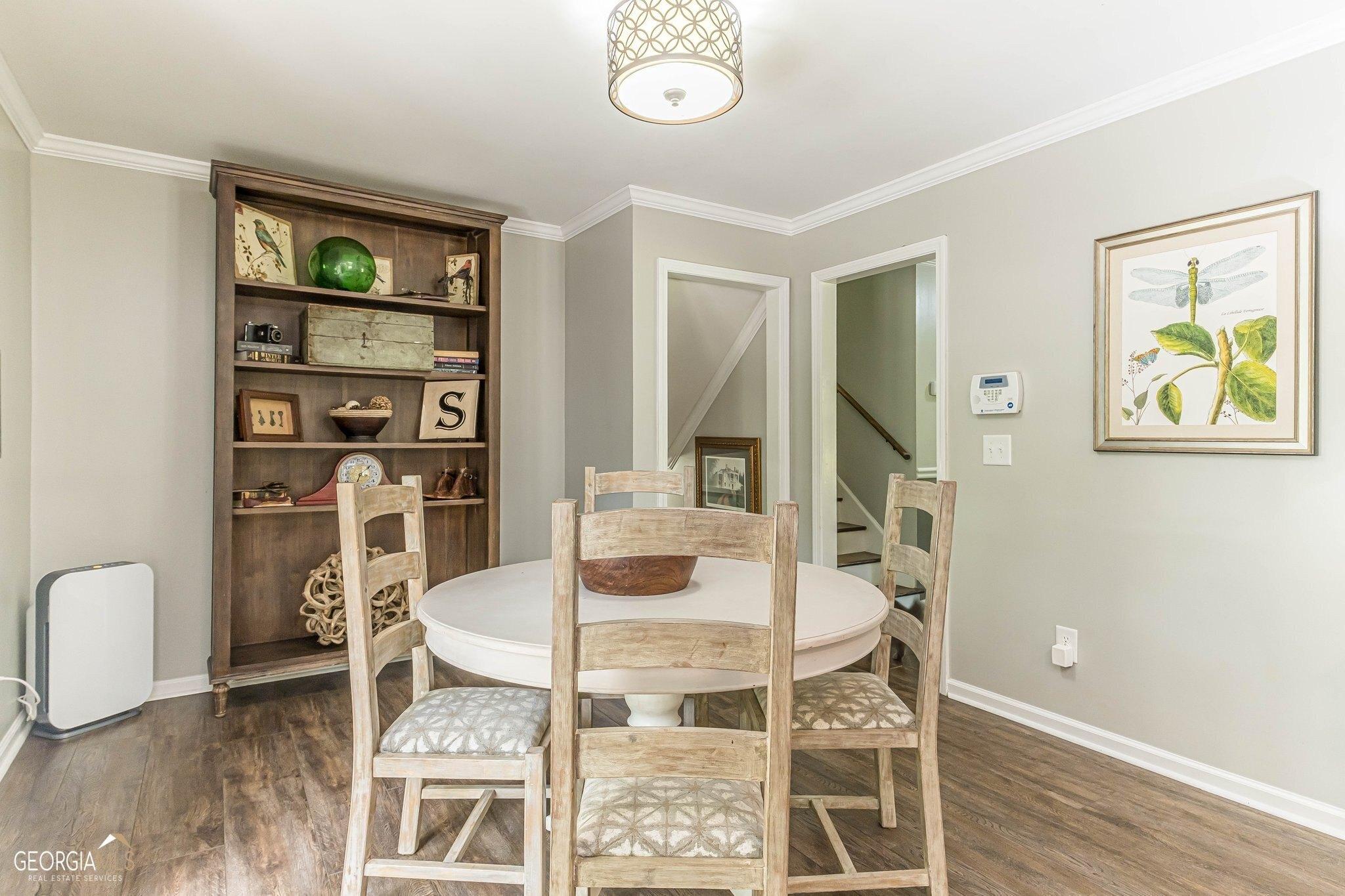 Summit St, Cornelia, GA 30531