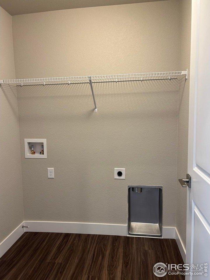 Ault Dr, Loveland, CO 80538