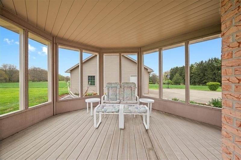 Smith Rd, Renfrew, PA 16053