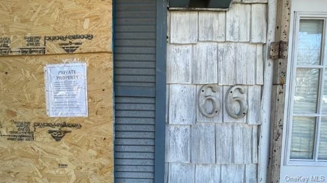Warner Ave, Hempstead, NY 11550