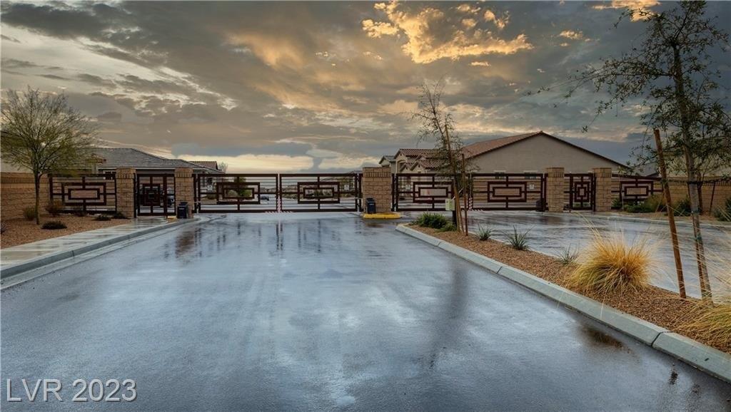 Ferton Lake Ave, Las Vegas, NV 89178