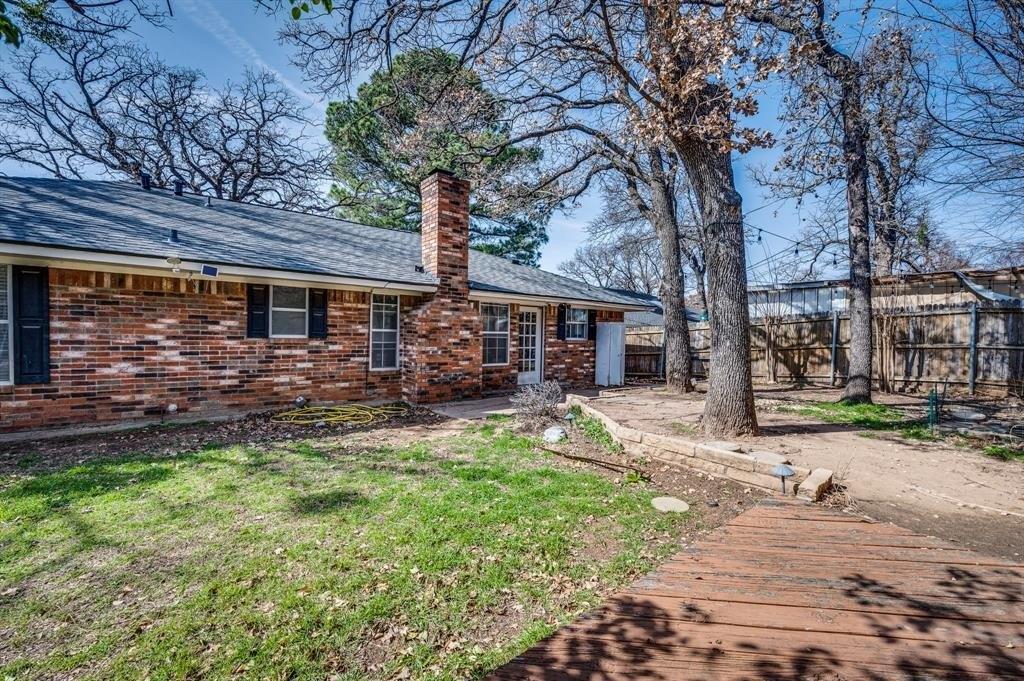 Ridgeline Dr, Arlington, TX 76017