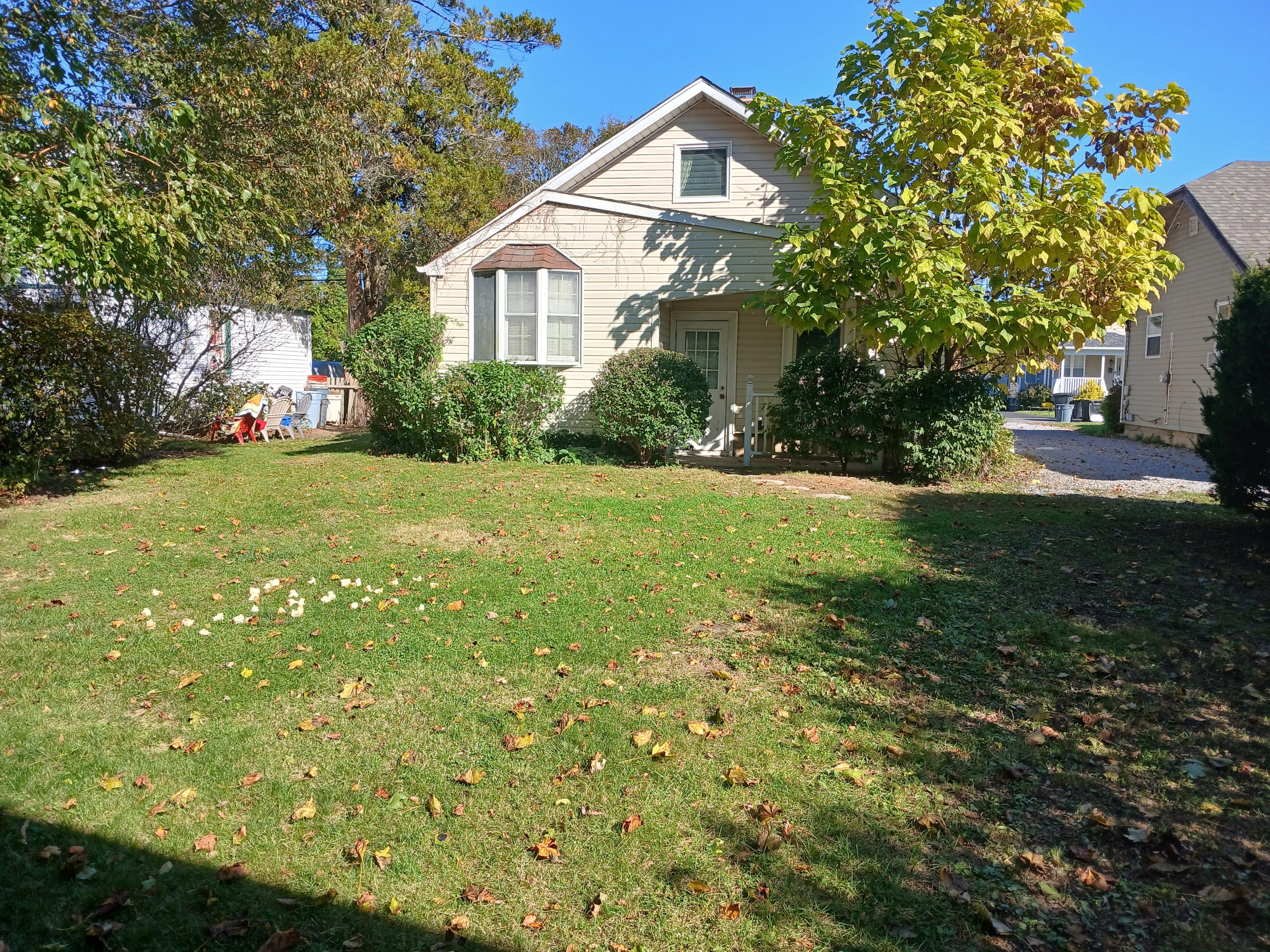 Woodburn St, Patchogue, NY 11772
