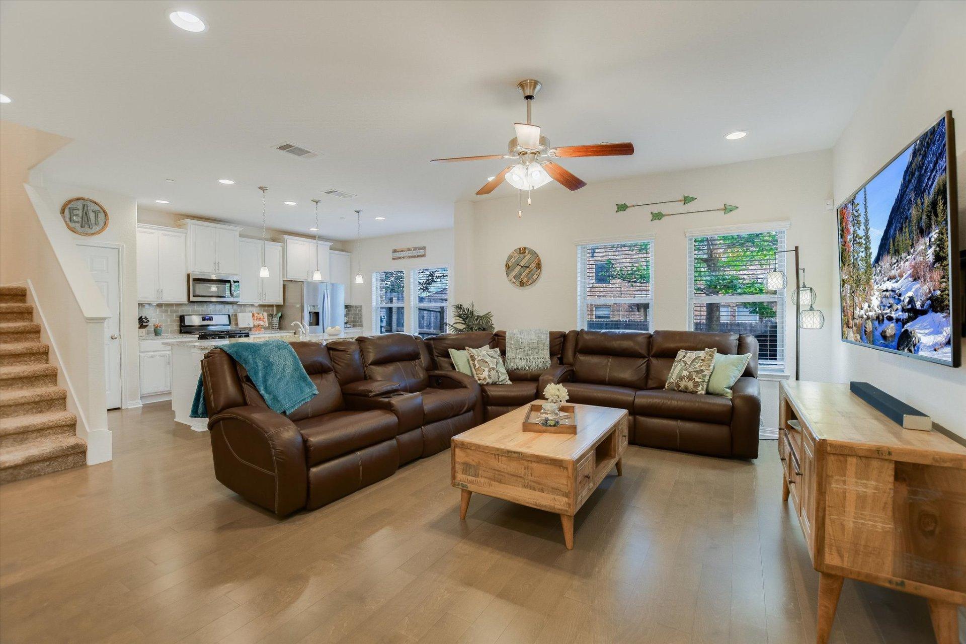 S Lakeline Blvd, Cedar Park, TX 78613