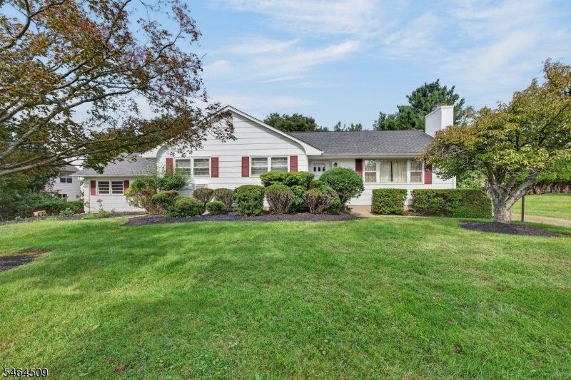 Vanderveer Rd, Bridgewater, NJ 08807
