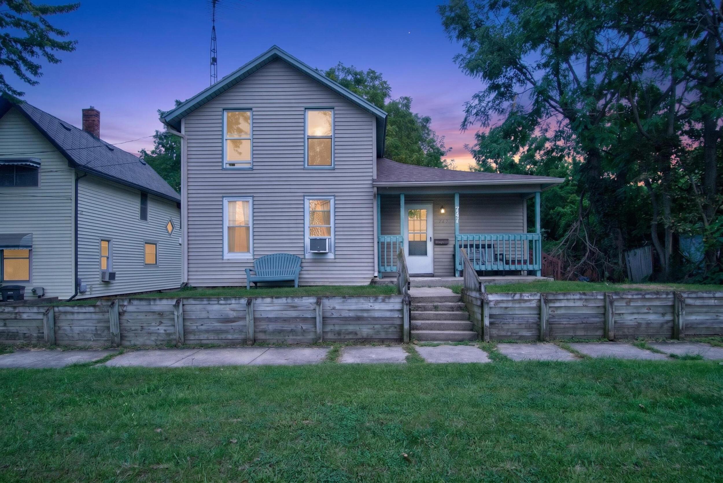 Kennedy St, Jackson, MI 49202