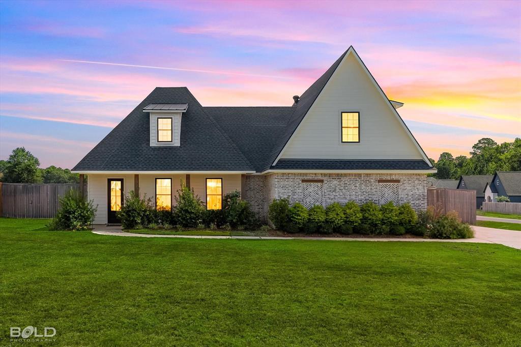 Hall Rd, Stonewall, LA 71078